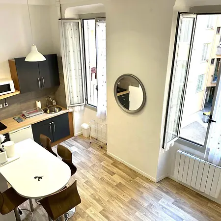 Mezzanine Sur Le Port Apartamento