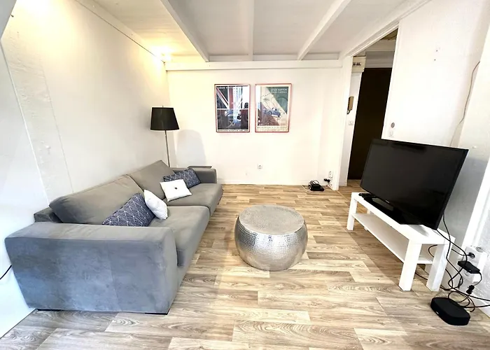 Mezzanine Sur Le Port