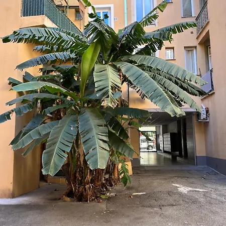 Mezzanine Sur Le Port דירה